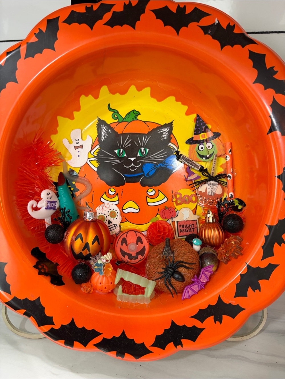 Vintage Halloween Cat Bowl Assemblage
